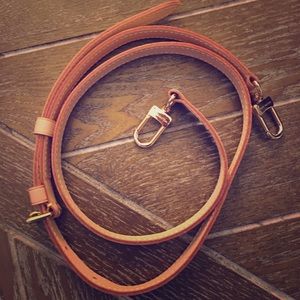 AUTH Louis Vuitton Strap